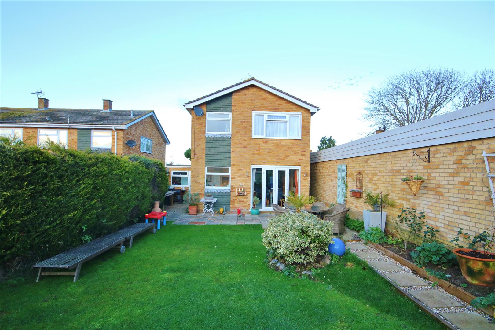 Horsey Road, KirbyLeSoken Sheen's